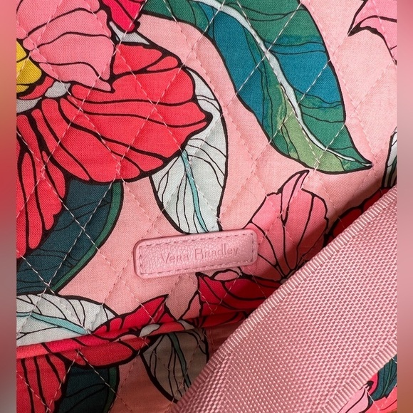 Vera Bradley Messenger Bag Vintage Floral with padded Laptop Compartment - Picture 6 of 13